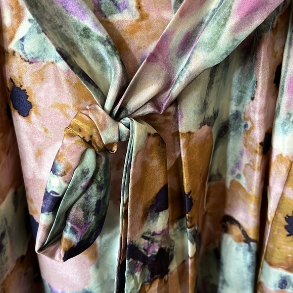Theory Pastel Watercolor Floral 100% Silk Ruffle Tie Waist Dress 4 - Picture 9 of 14